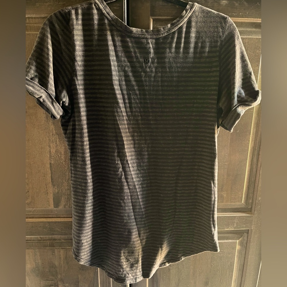 Lululemon Love Tee V Preloved